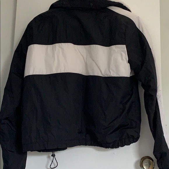 Hollister Girls Windbreaker - Picture 3 of 3